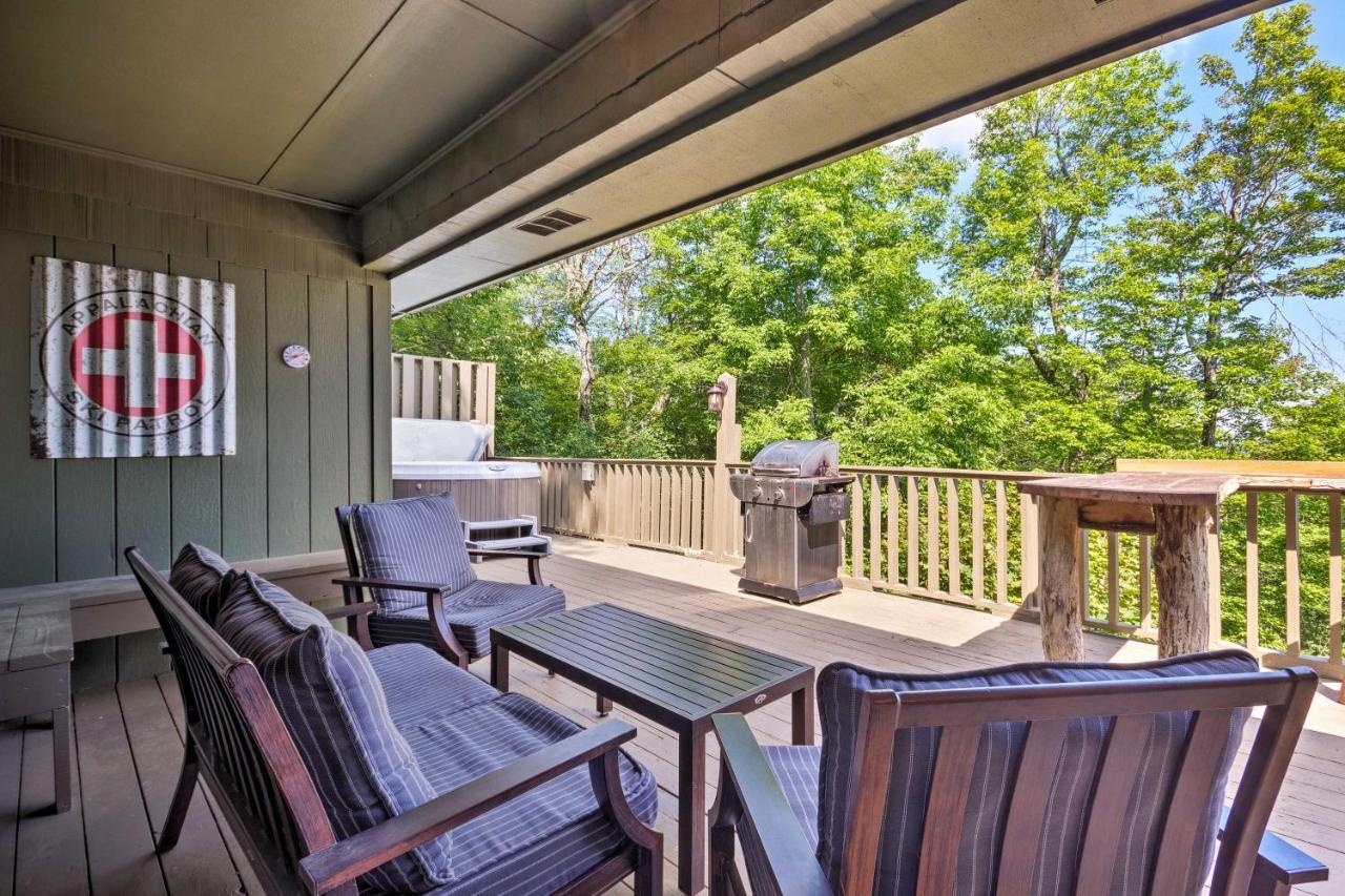 Cabin With Hot Tub And Mountain Views Less Than 5 Mi To Boone Blowing Rock Dış mekan fotoğraf
